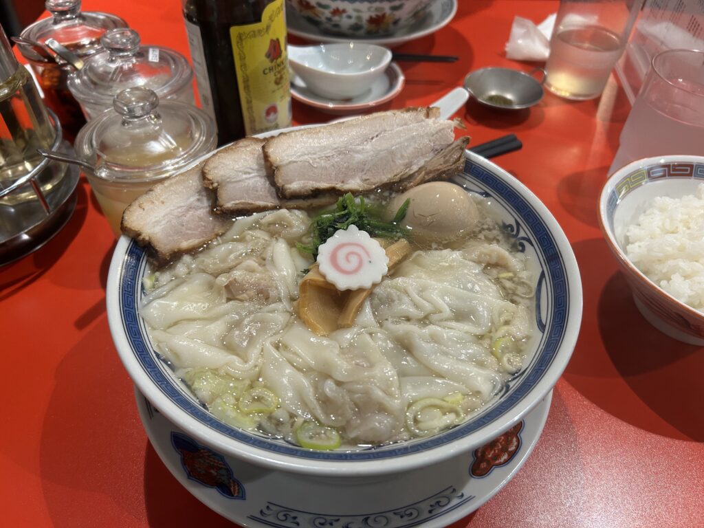 ワンタン麺